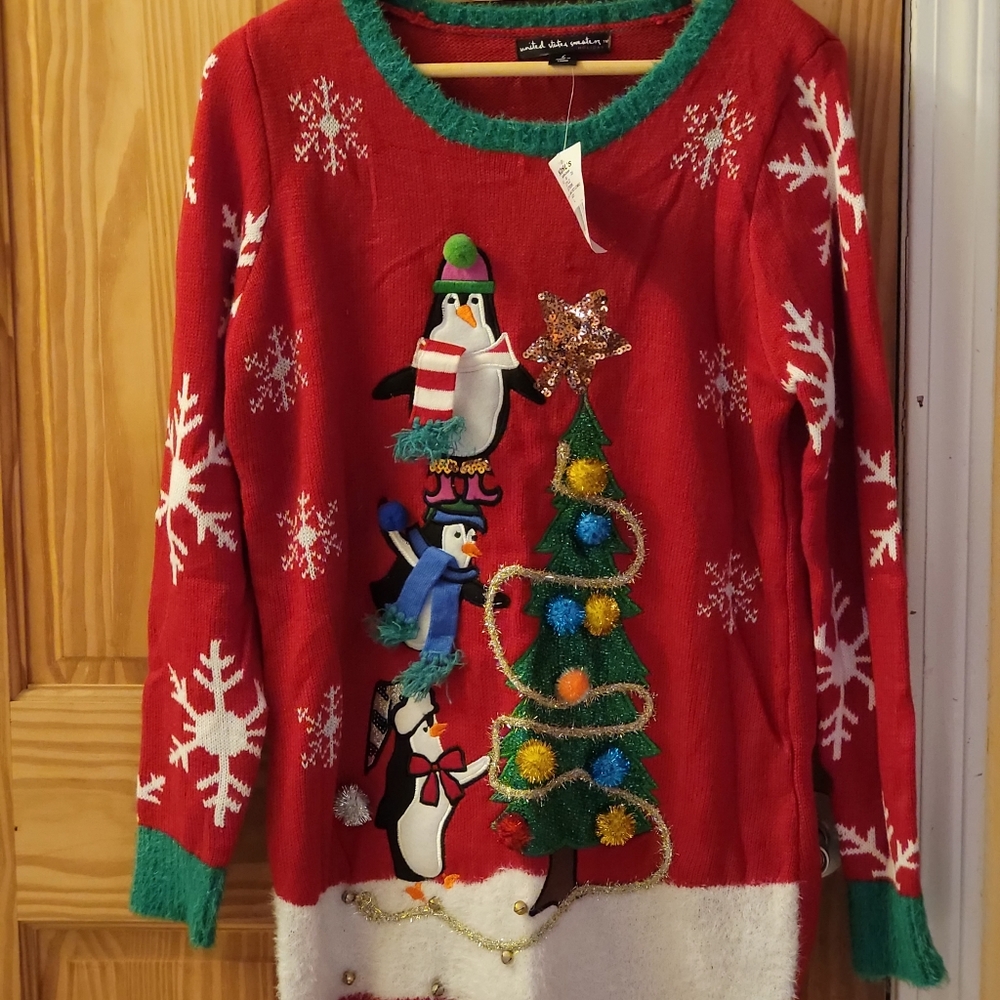 Holiday Christmas Sweater with penguins, size large
